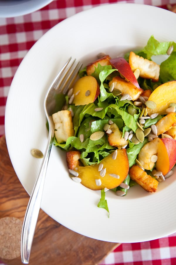 Endive and peach salad