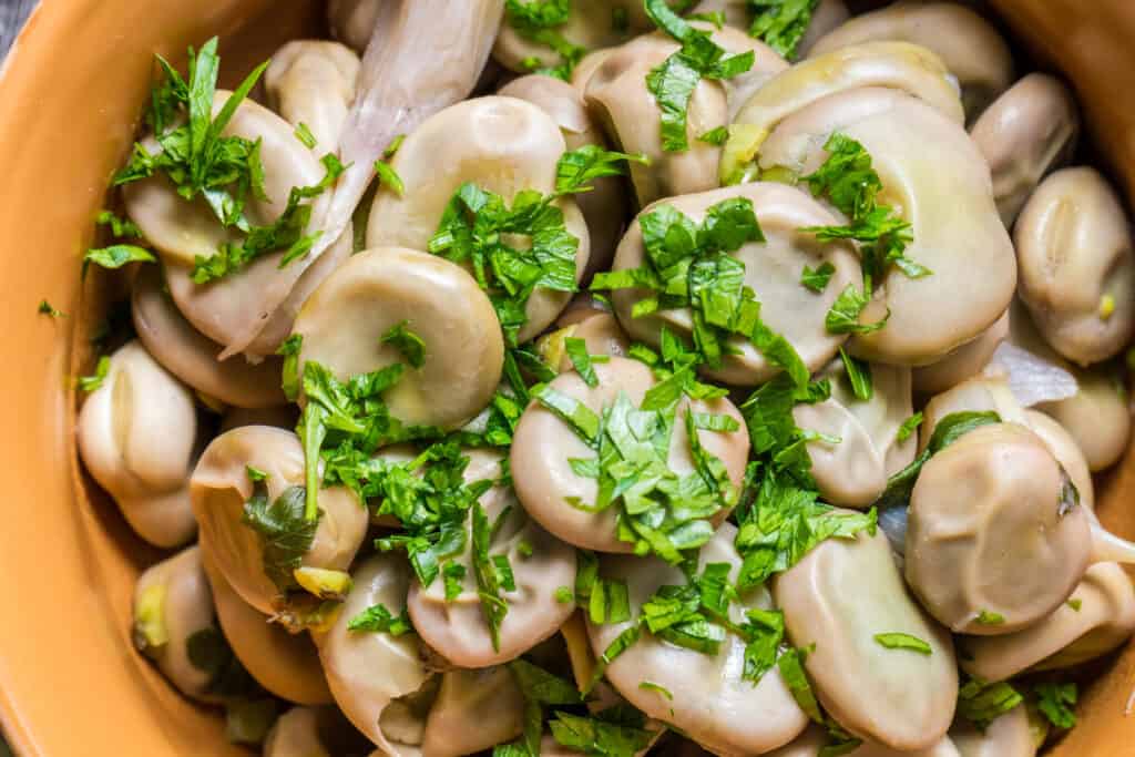 Fava beans with parsley