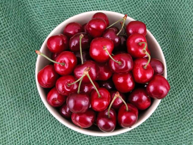 Cherries in bowl1