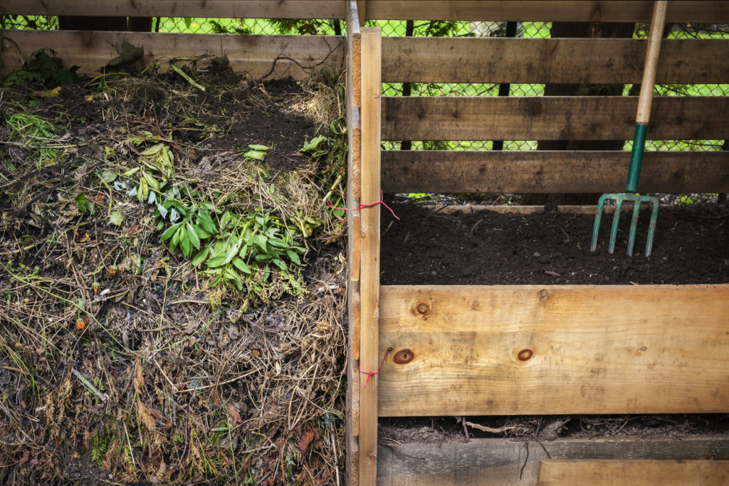 Two-bin compost