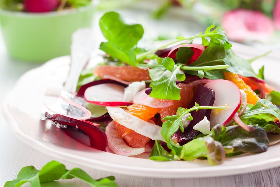 Salad with oranges and beets