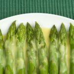 Asparagus and Hollandaise sauce