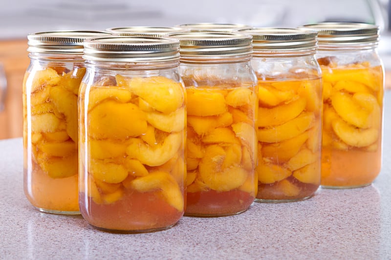 Peaches canned
