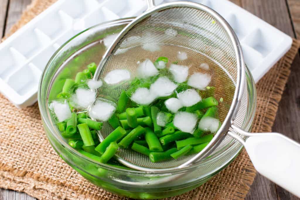 Blanching green beans