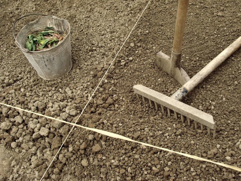 Preparing a planting bed