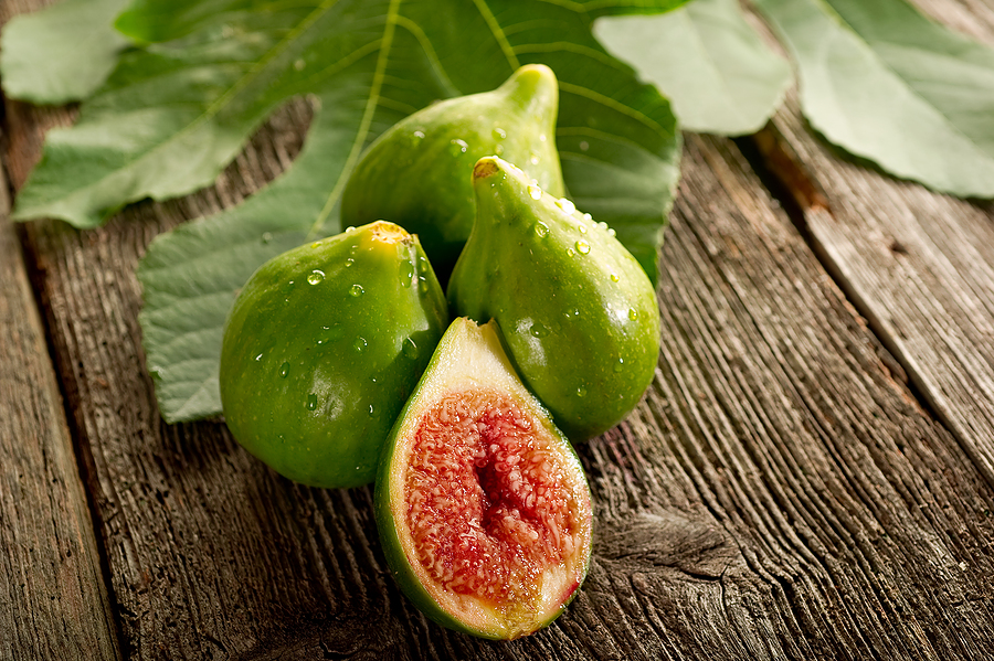 Ripe figs at harvest