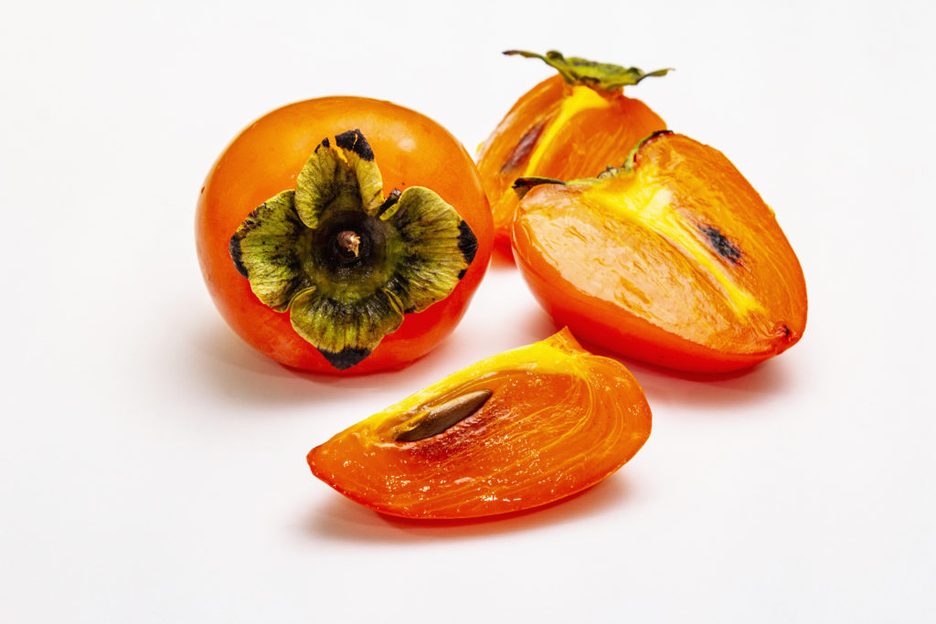 Persimmon - the kaki tree, growing, pruning, harvest and tips on